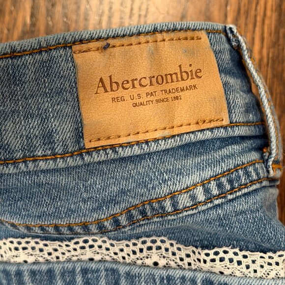 Abercrombie Kids High Rise Wide Leg Jeans Blue Size 13/14 - Picture 3 of 10